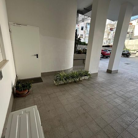 Ferienwohnung Central Modern Studio Bari Exterior foto